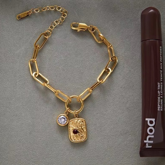 18K Gold Plated Charm Bracelet - Picture 3 of 5